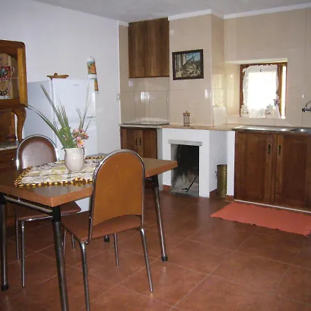 Casinha Da Aldeia * Castelo Branco (Centro)